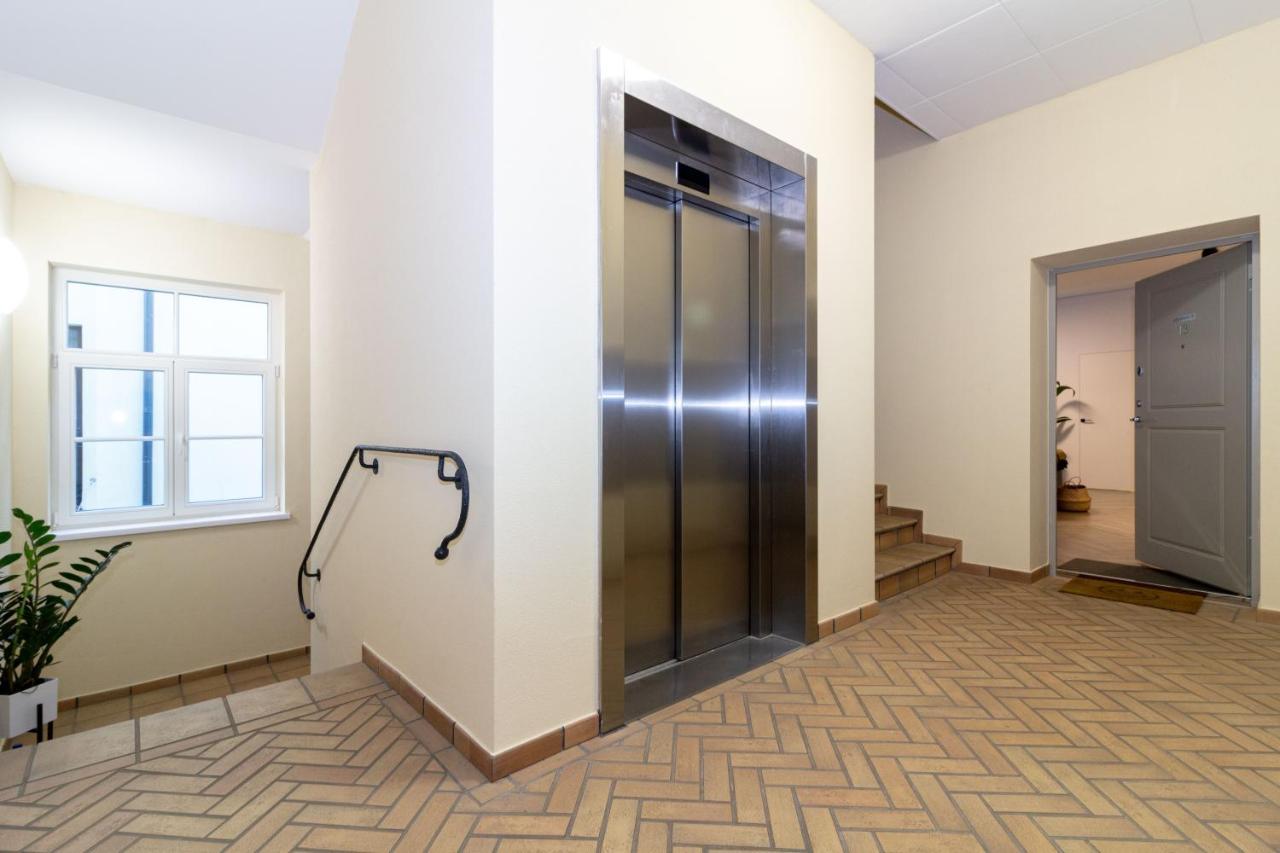 Cohost I Oldtown 60M2 Apt W-Garage Parking, Balcony & Self Check-In Vilna Exterior foto